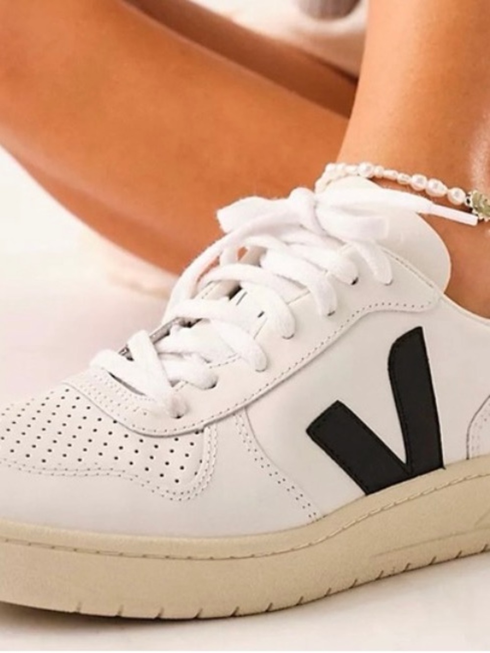 Women’s Vera V10 Leather Sneakers with Black V
